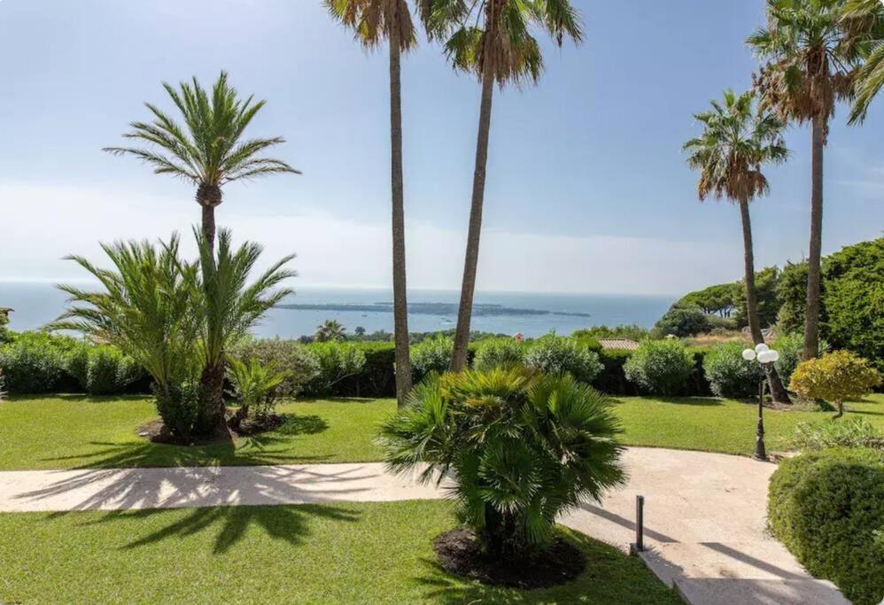 Le Castel Rose Super Cannes, Face Aux Iles De Lerins Vallauris Kültér fotó